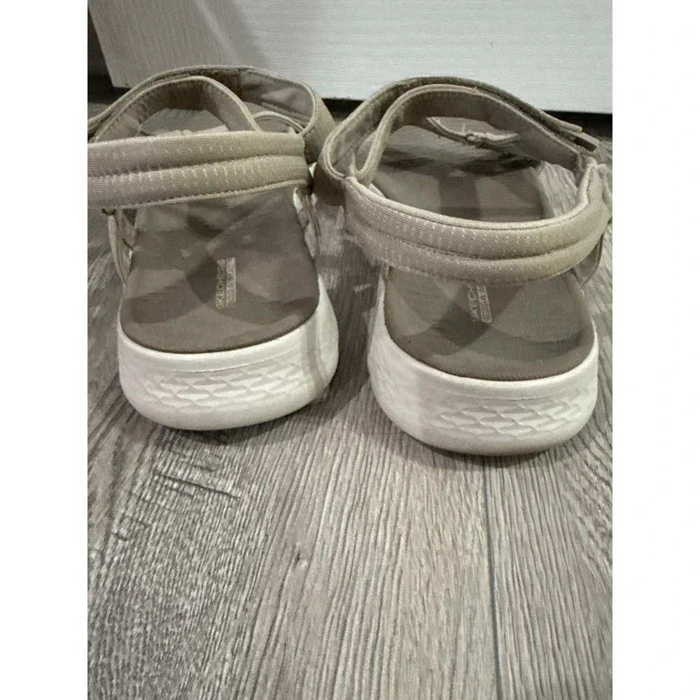 Skechers GoWalk Goga Mat Sandals Womens Taupe Strappy Walking Shoes Sz 12